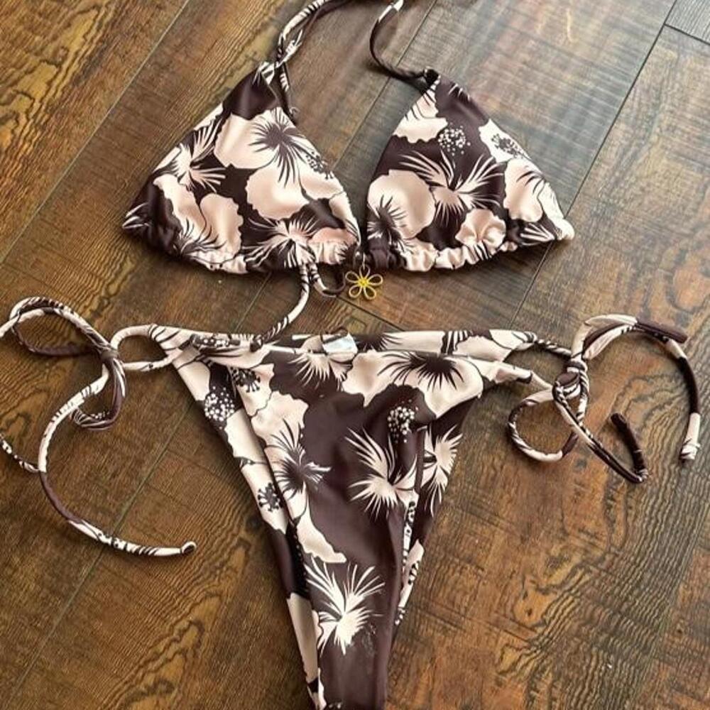 Amazon essentials Brown and beige floral bikini set